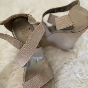 MIA Women's 'Paparazzi' Wheat Elastic Wedges